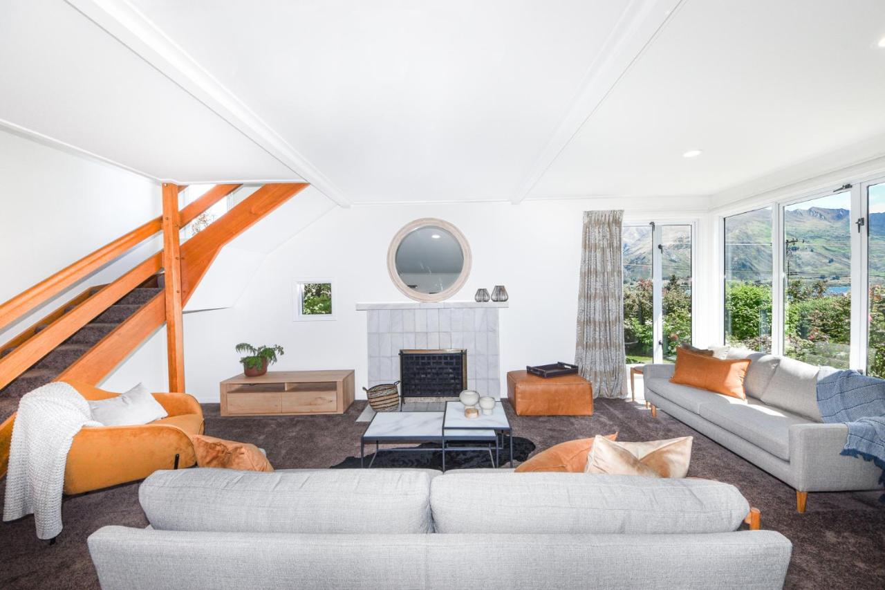 Lismore Views Villa Wanaka Exterior photo