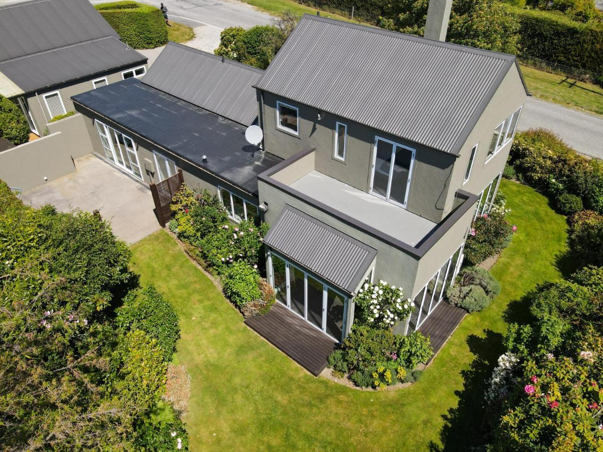 Lismore Views Villa Wanaka Exterior photo